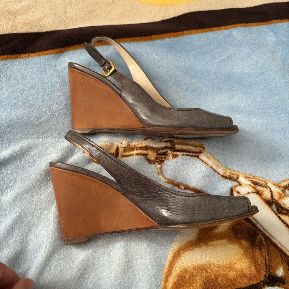 Prada Women's Gray Slingback Heels - Picture 3 of 7